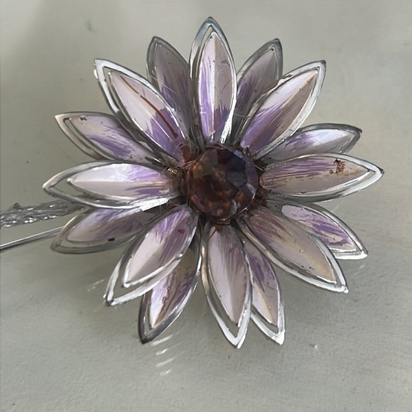 Vintage Large Purple Enamel Metal Flower Brooch Pin - Picture 2 of 5